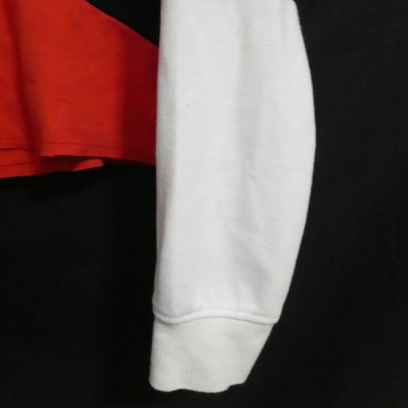 GENETIC APPAREL | small | Red Cropped Sweatshirt | Black and White Pieces - Picture 8 of 14